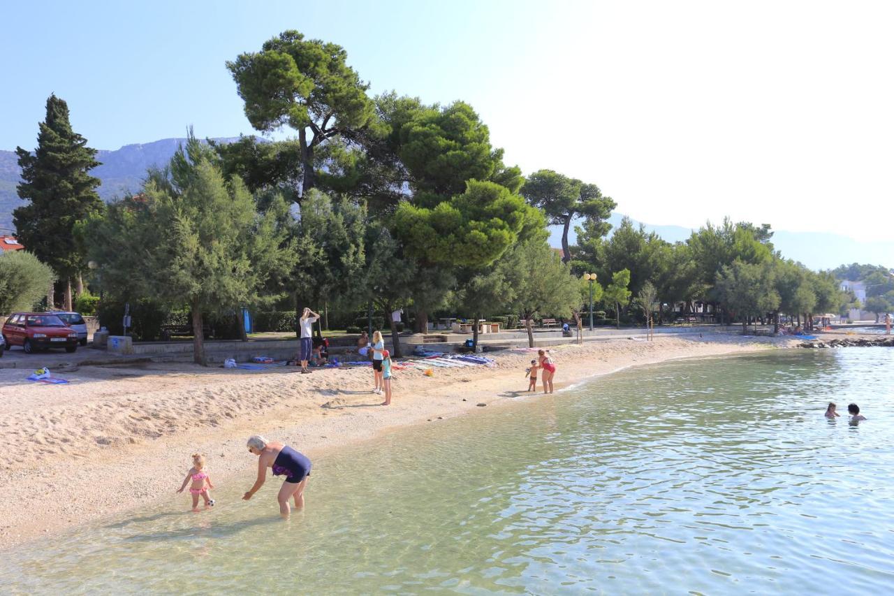 Apartments By The Sea Kastel Kambelovac, Kastela - 8679 Bagian luar foto