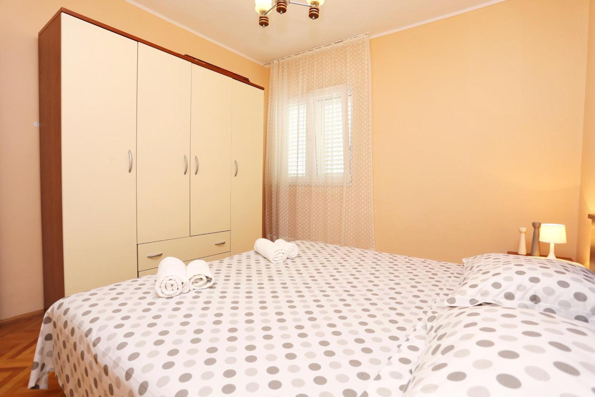 Apartments By The Sea Kastel Kambelovac, Kastela - 8679 Ruang foto