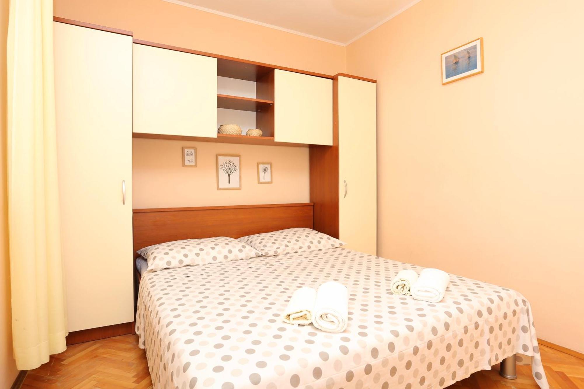 Apartments By The Sea Kastel Kambelovac, Kastela - 8679 Ruang foto
